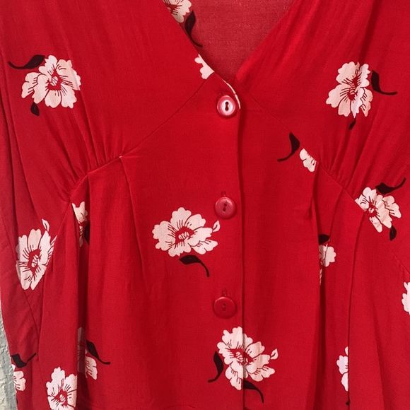 - Zara spring top - Picture 2 of 6